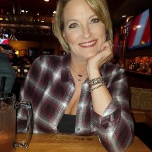 Profile Picture of Tracey Capps (@Tracey93118130) on Twitter