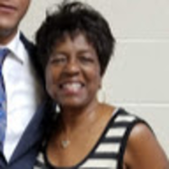 Profile Picture of Earnestine Jordan (@steen112542) on Poshmark