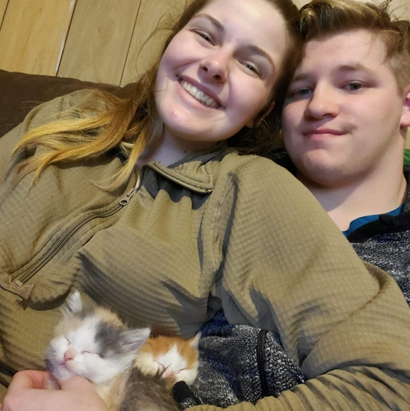 Profile Picture of Meara Sharisky (@mearasharisky) on Poshmark