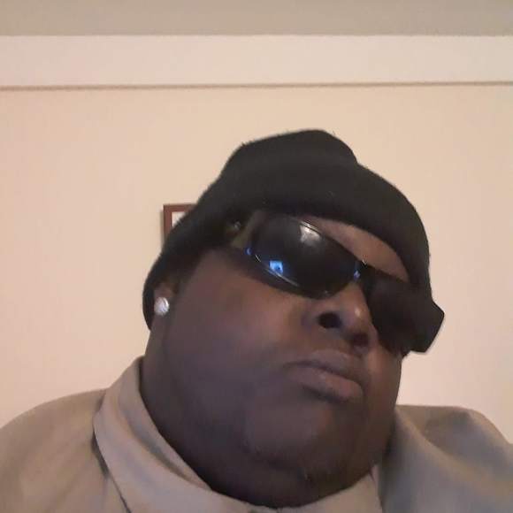 Profile Picture of Terrence Jordon (@terrencejordon) on Poshmark