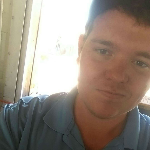 Profile Picture of Brandon Cox (@brandoncox_1) on Poshmark