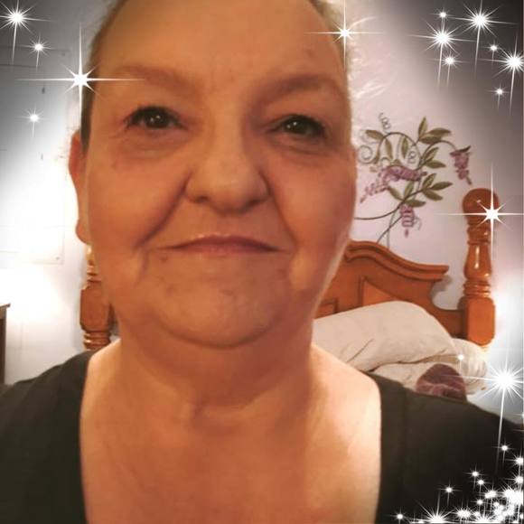 Profile Picture of Vickie Carr (@carrvickie15) on Poshmark
