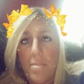 Profile Picture of Melanie Benn (@smiley7593) on Pinterest