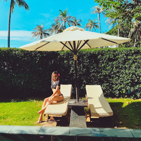 Profile Picture of Thuy Trinh (@chouscydo) on Poshmark
