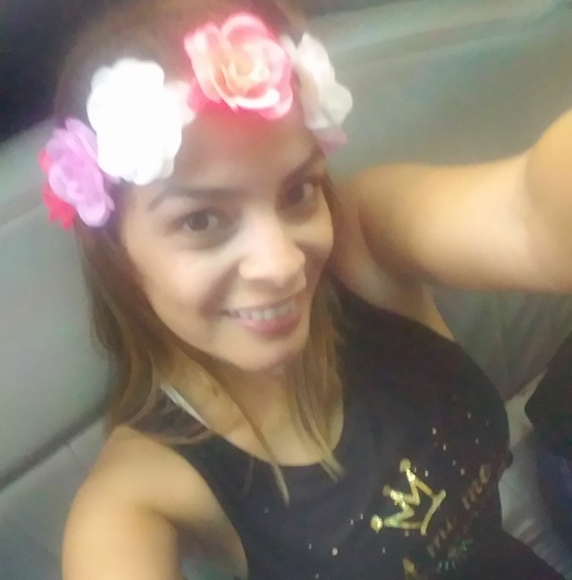 Profile Picture of Sol Zapata de moncada (@msolzg21) on Poshmark