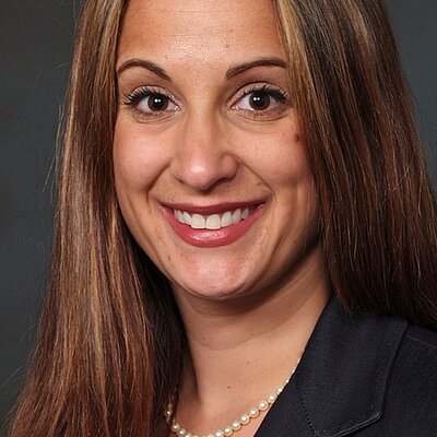 Profile Picture of Jennifer O'Donnell (@jenn_m_odonnell) on Twitter