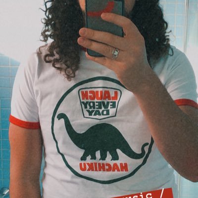 Profile Picture of Sebastian White (@thepowerfulowls) on Twitter