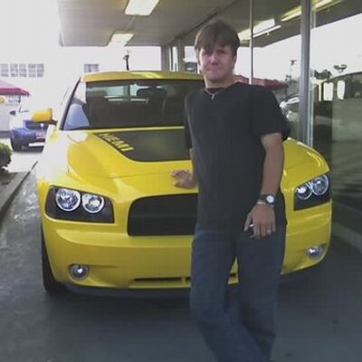 Profile Picture of Christopher ConLan (@Maddodger) on Twitter