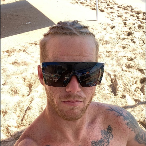 Christopher Sherriff - Poshmark Profile Picture of Christopher Sherriff (@csherriff357) on Poshmark