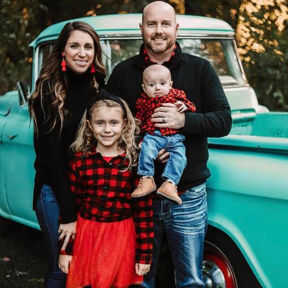 Profile Picture of Matthew Bedard (@mattybedou) on Poshmark