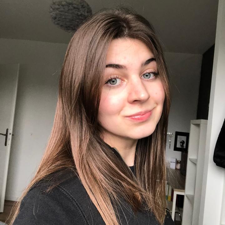 Profile Picture of lolabernier (@andreabernier) on Tiktok