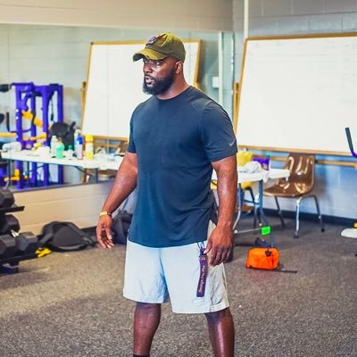 Profile Picture of Torrence J. Daniel (@tj_daniel23) on Twitter