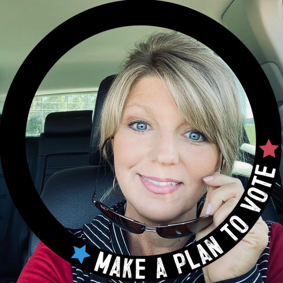 Profile Picture of Heather Cloud (@heathercloud176) on Poshmark