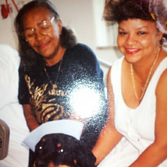 Profile Picture of Felicia Meshack (@ladyshack62) on Poshmark