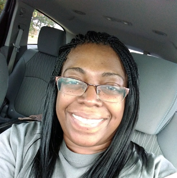 Pamela Higginbottom - Poshmark Profile Picture of Pamela Higginbottom (@pchigginbottom) on Poshmark