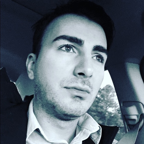 Profile Picture of Danny Basset (@daherb) on Poshmark