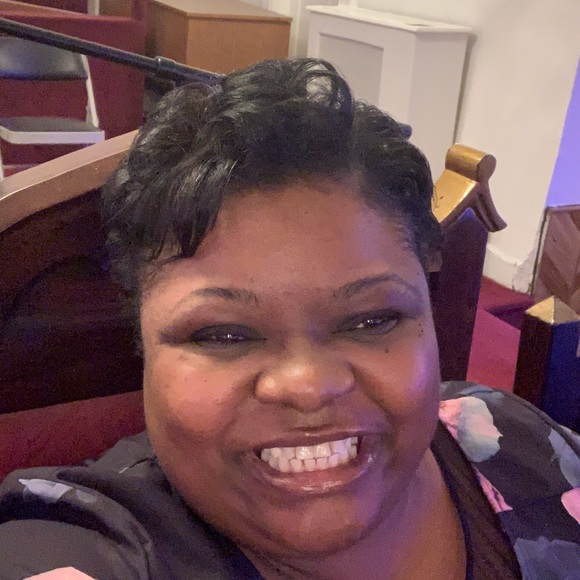 Profile Picture of Joann Huger (@jazzyj4jesus) on Poshmark