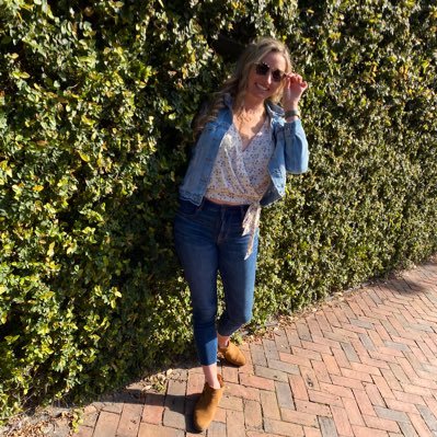Profile Picture of Brittany Travis (@britt_travis) on Twitter