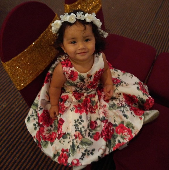 Profile Picture of Michell González (@yaryvantage) on Poshmark