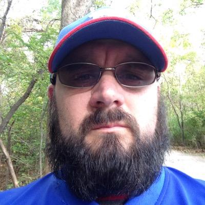 Profile Picture of Lawrence J Connelly (@lugharbor74) on Twitter