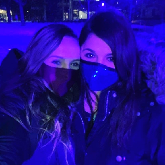 Profile Picture of Carolann Dubrowsky (@cadub2323) on Poshmark