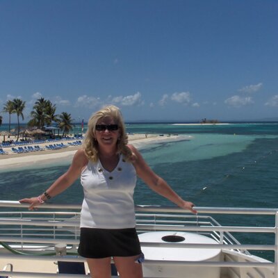 Profile Picture of Dawn (@DawnTreanor) on Twitter