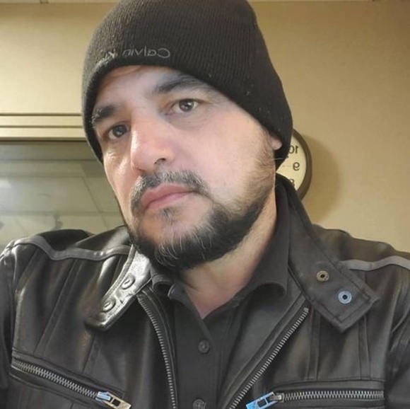 Profile Picture of Fernando Galaz (@fherna75) on Poshmark