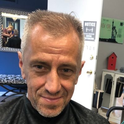 Profile Picture of Joel V ⚾️⚾️ (@JoelDVan68) on Twitter