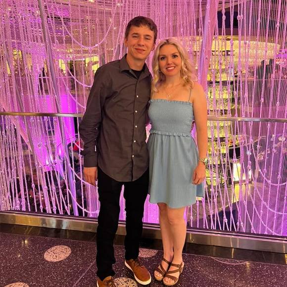 Profile Picture of Haley Huitt (@hhuitt1) on Poshmark