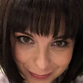 Profile Picture of Daniela Petitti (@didiconcept) on Pinterest