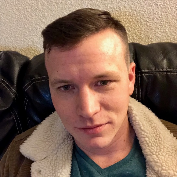 Profile Picture of Daniel Mccormick (@otzi) on Poshmark
