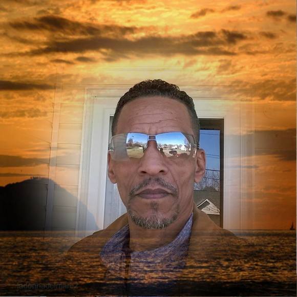 Profile Picture of Harold Alexander (@haroldalexan477) on Poshmark