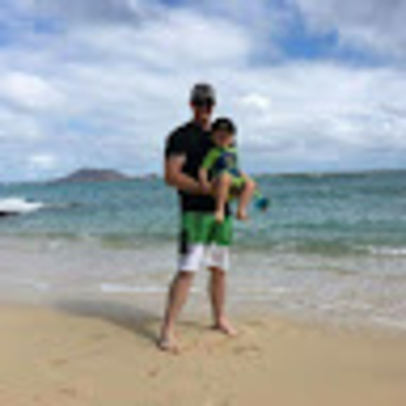 Profile Picture of John Cummings (@jc351226) on Poshmark