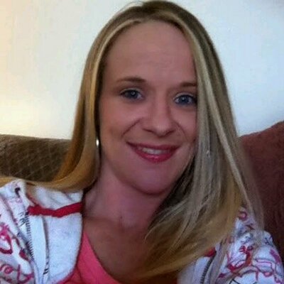 Profile Picture of Amanda Lynn VanDyke (@AVanDyke1976) on Twitter