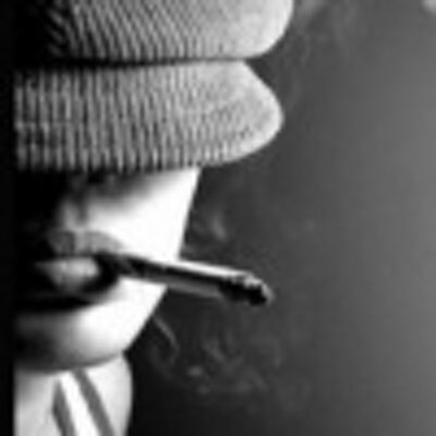 Profile Picture of Emma Edwards (@GoldenAlyson) on Twitter