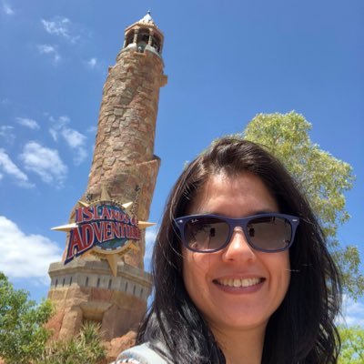 Profile Picture of Karina Aguirre (@KarinaDAguirre) on Twitter