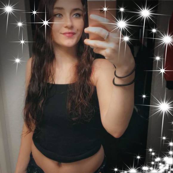 Profile Picture of Gabby Caputo (@gabby_caputo) on Poshmark