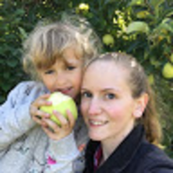 Profile Picture of Caitlin Sindoni (@caffeinatedcait) on Poshmark