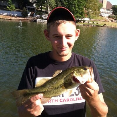 Profile Picture of Clay Chaney (@clay_chaney) on Twitter