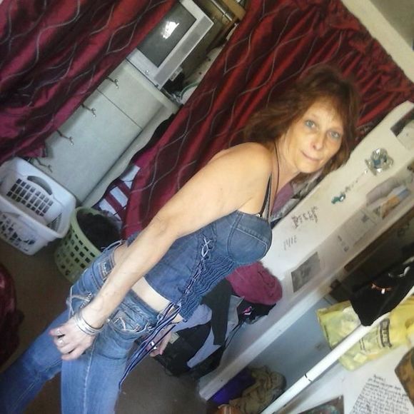 Profile Picture of Tammy Jeter (@tammyjeter) on Poshmark