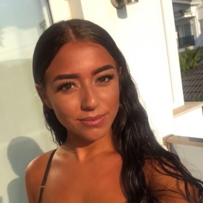 Profile Picture of Kelsey Simon (@kelseysimon1998) on Twitter