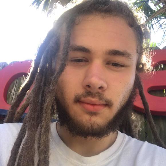 Profile Picture of Jonathan Locklear (@jdlocklear99) on Poshmark