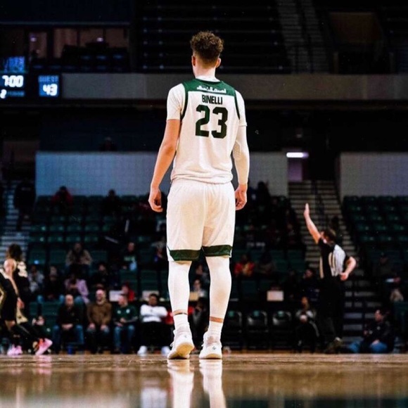 Profile Picture of Thomas Binelli (@thomasbinelli) on Poshmark