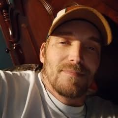 Profile Picture of Ryan (@ryanquerry) on Tiktok