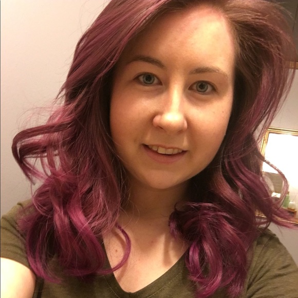 Profile Picture of Natalie Turgeon (@natalie_turgeon) on Poshmark