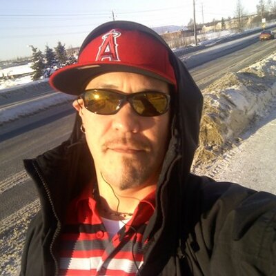 Profile Picture of Andy Stoffa Jr (@eskimosteel) on Twitter