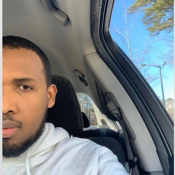 Profile Picture of Mustafa Issack (@maday13) on Poshmark