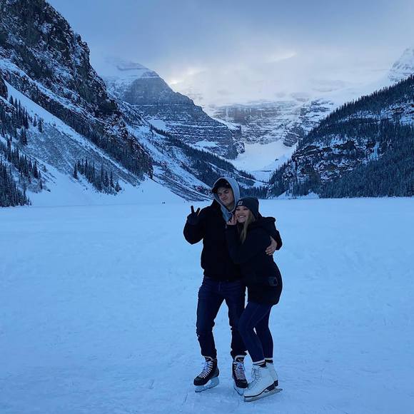 Profile Picture of Ciera Derksen (@cieraderksen) on Poshmark