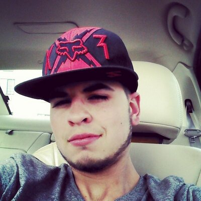 Profile Picture of Samuel R. Grimes (@buckeyeboy210) on Twitter