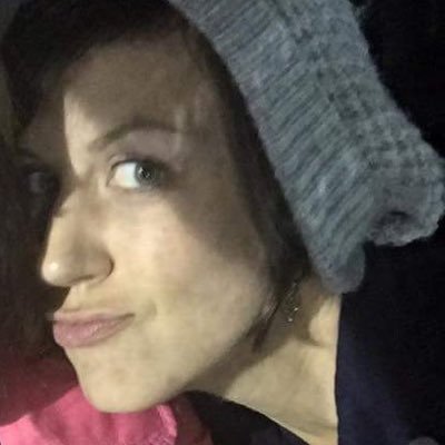 Profile Picture of Amelia (@EliaVann) on Twitter